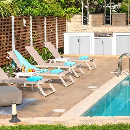 Allas Villa Heated Pool 干尼亞 外观 照片